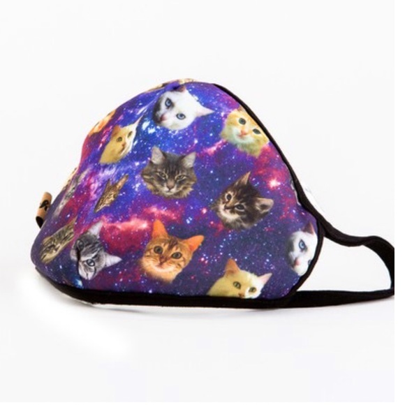 MADE IN USA, Purple Cats Print Face Mask - Picture 2 of 7
